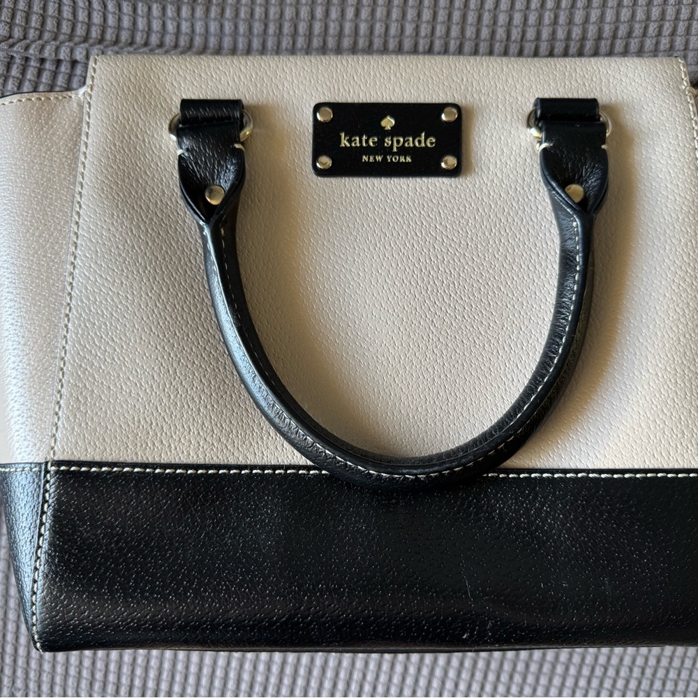 Kate Spade Black and Cream Women's Bag